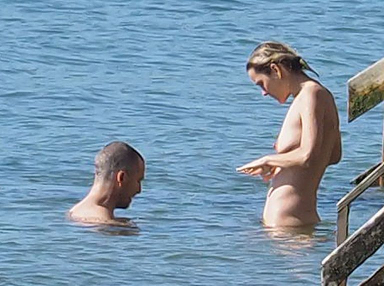 Marion Cotillard Pillada Completamente Desnuda En La Playa Bytesexy